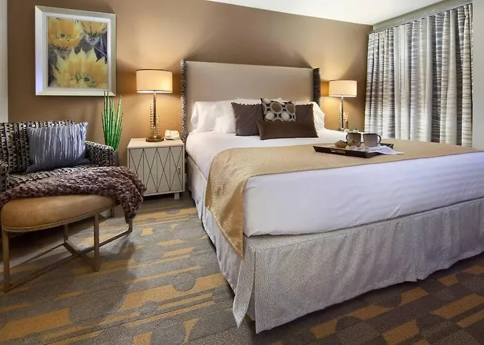 Weekend In Vegas - One Bedroom Apartment Next To Sphere!
